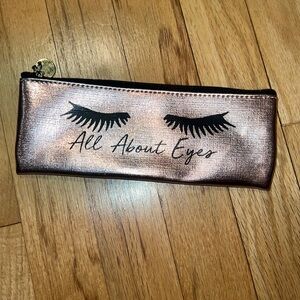 New small makeup pouch